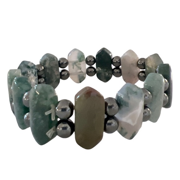 Green & White Stone Beaded Stretch Bracelet - Picture 5 of 8